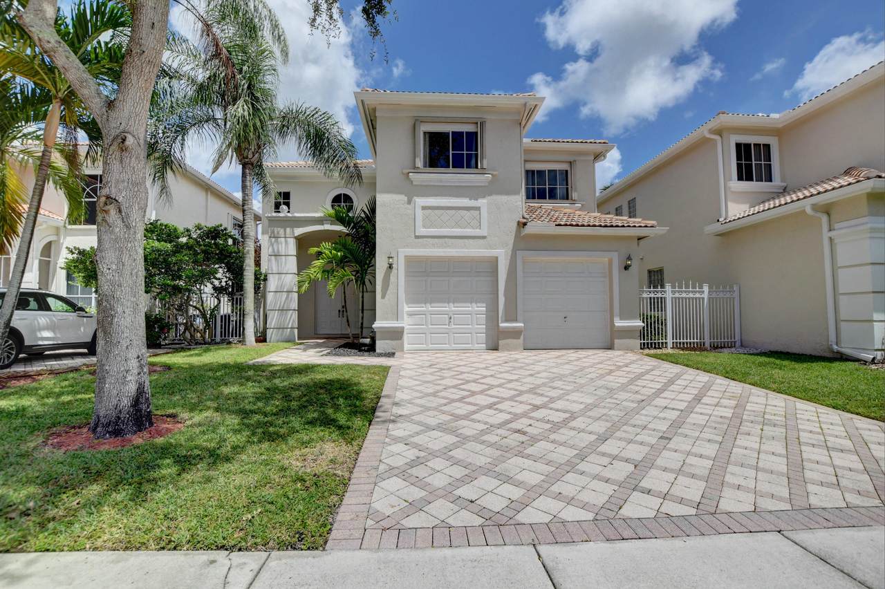 9729 Vineyard Court - Photo 1