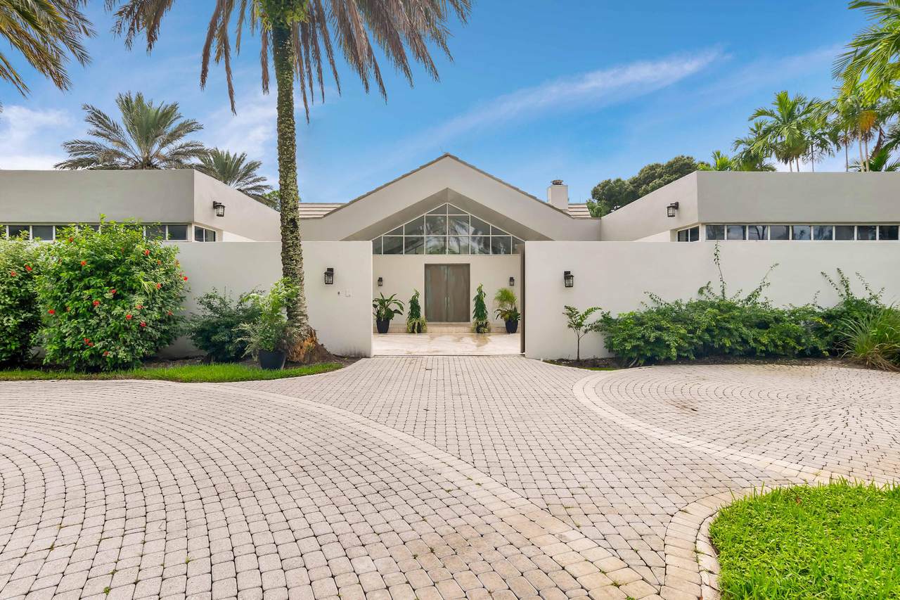 1450 Enclave Circle - Photo 1
