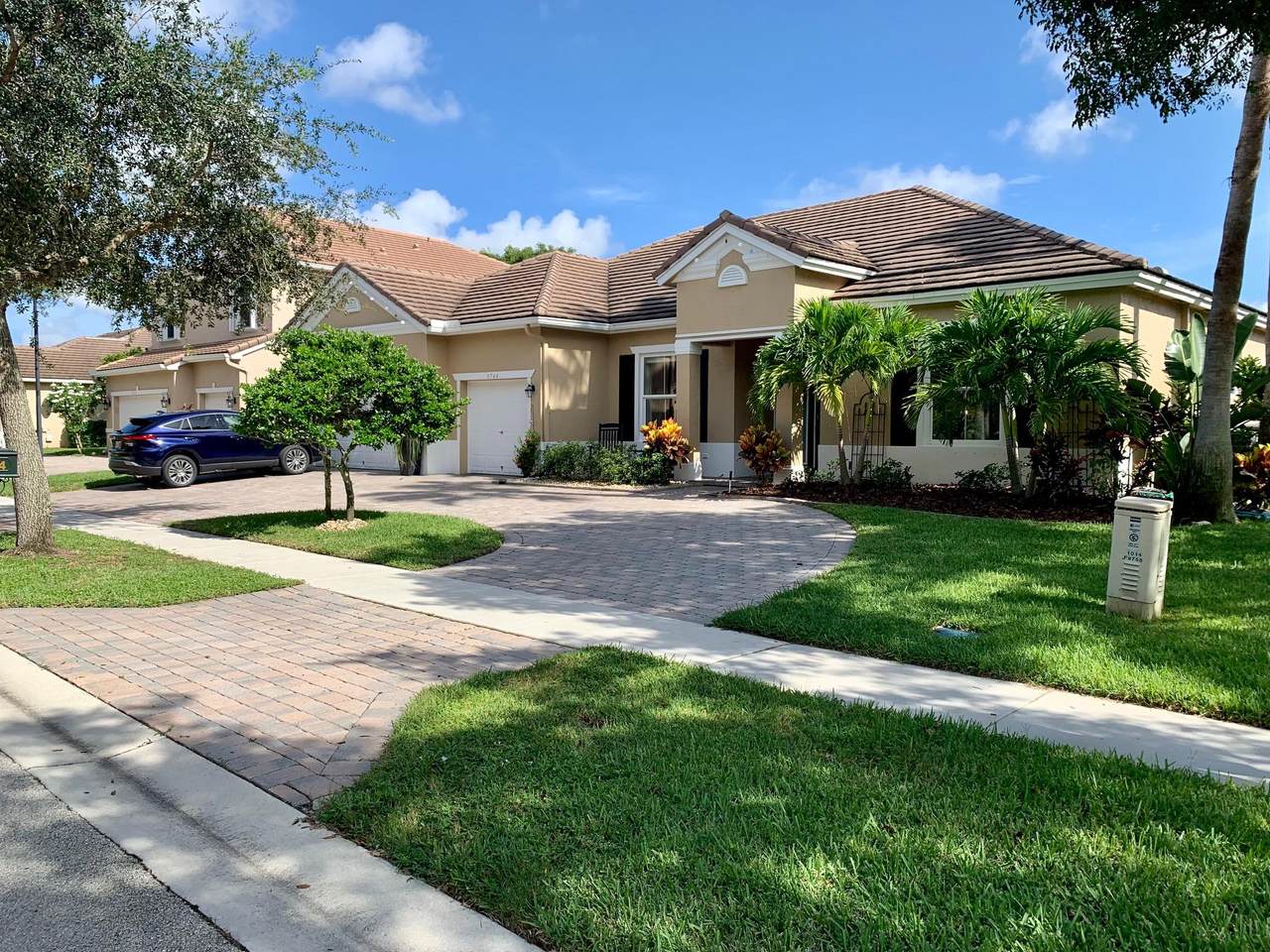 9744 Savannah Estates Drive - Photo 1