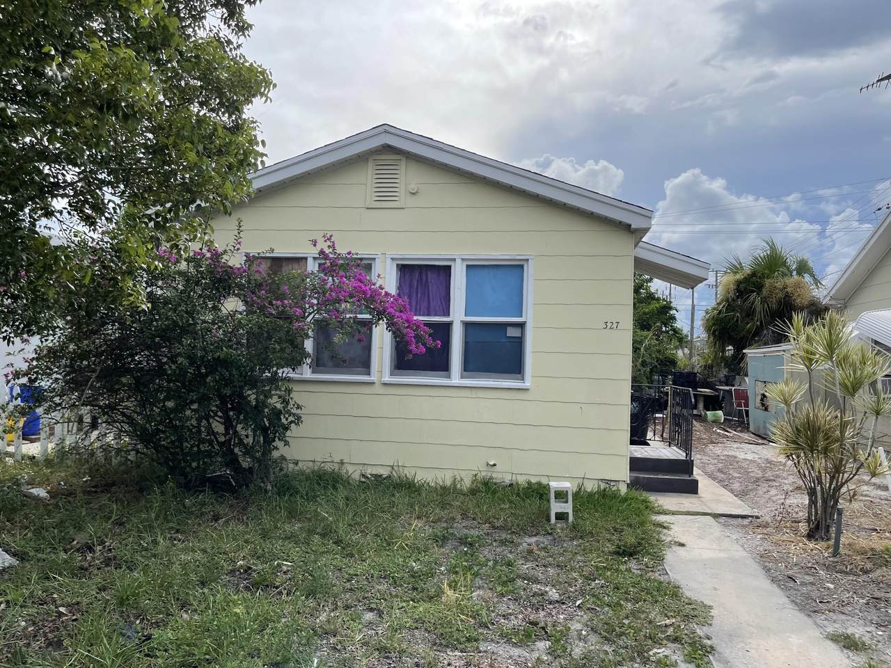327 H Street - Photo 1