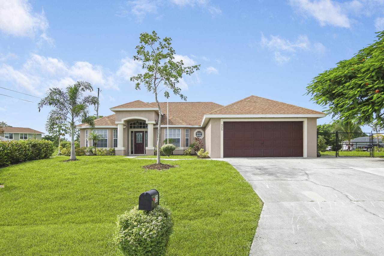 523 Gale Lane - Photo 1