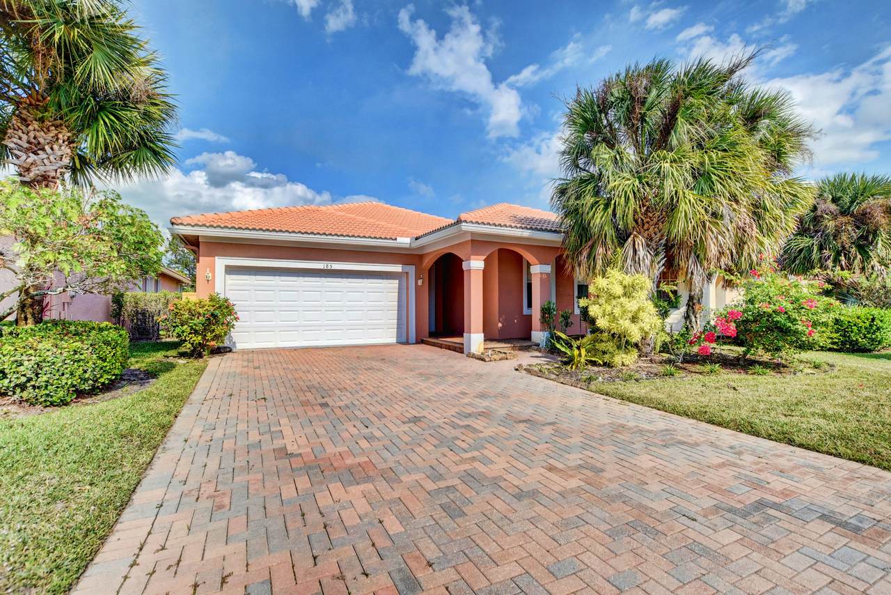 185 Catania Way - Photo 1