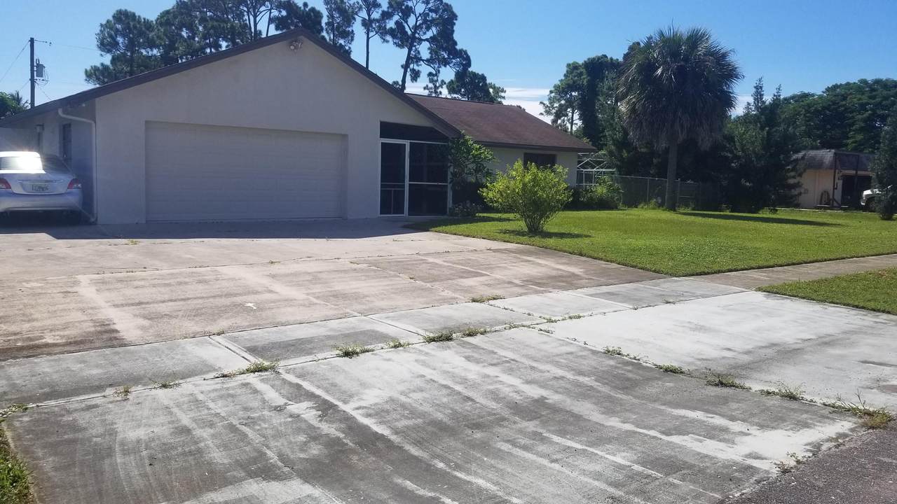 3020 Broward Avenue - Photo 1