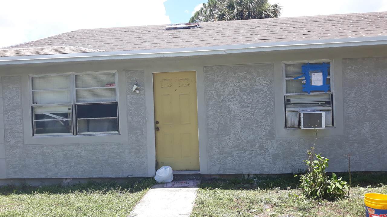 5013 Eastwood Drive - Photo 1