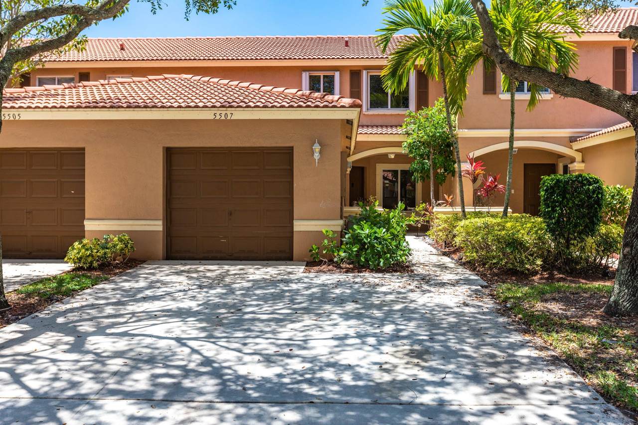 5507 Crossing Rocks Court - Photo 1