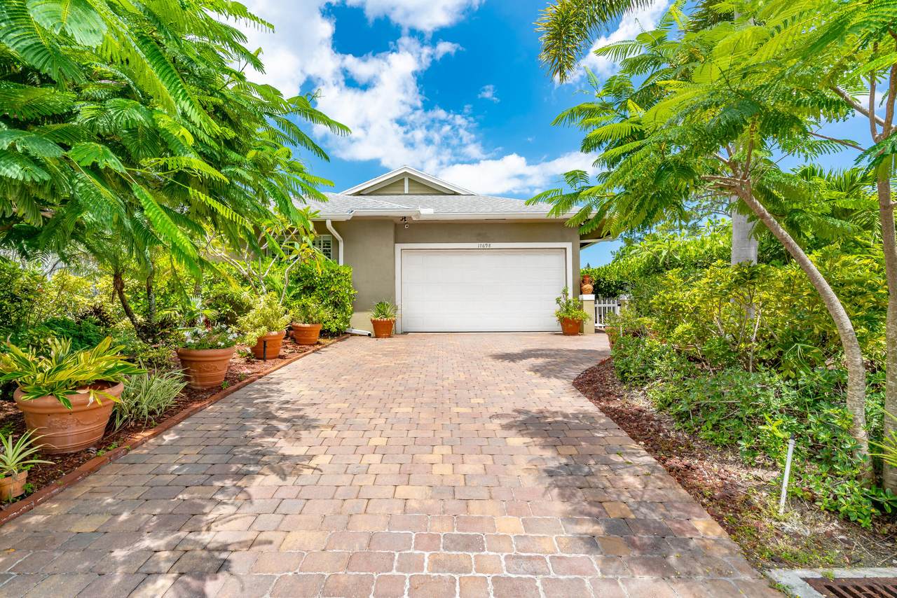 17698 Evangeline Avenue - Photo 1