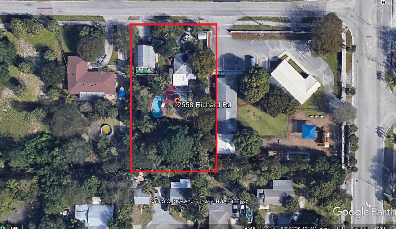 2558 Richard Road - Photo 1