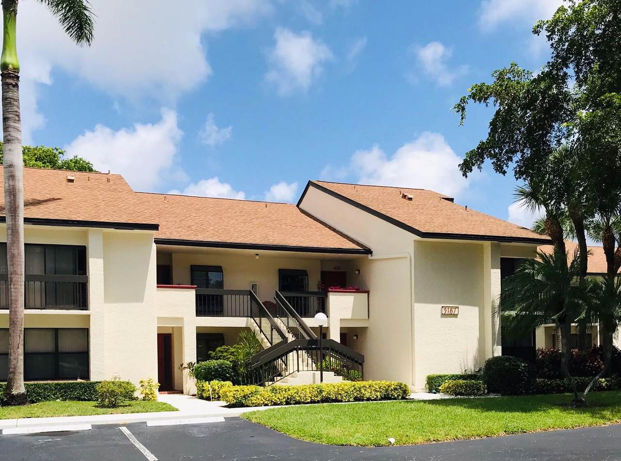 5187 Oak Hill Lane - Photo 1