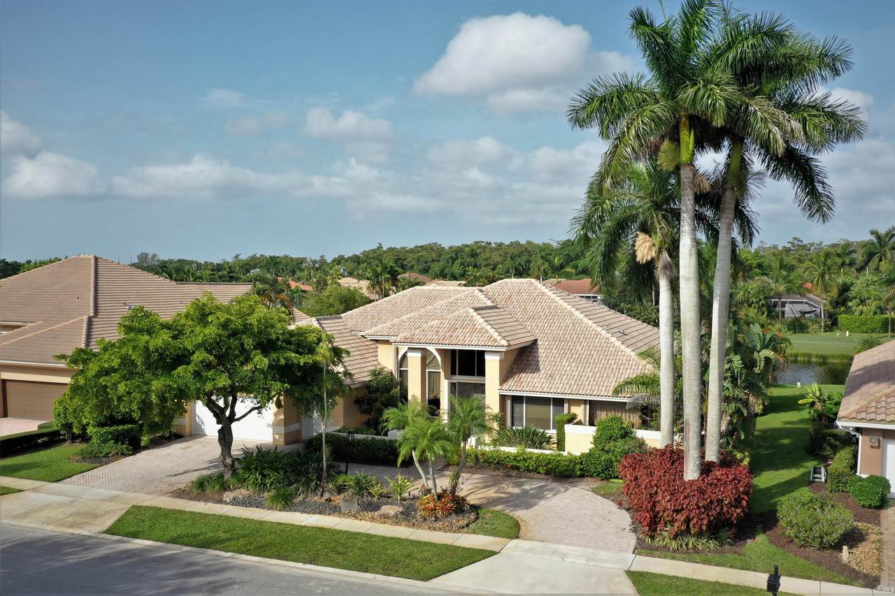 17611 Sealakes Drive - Photo 1