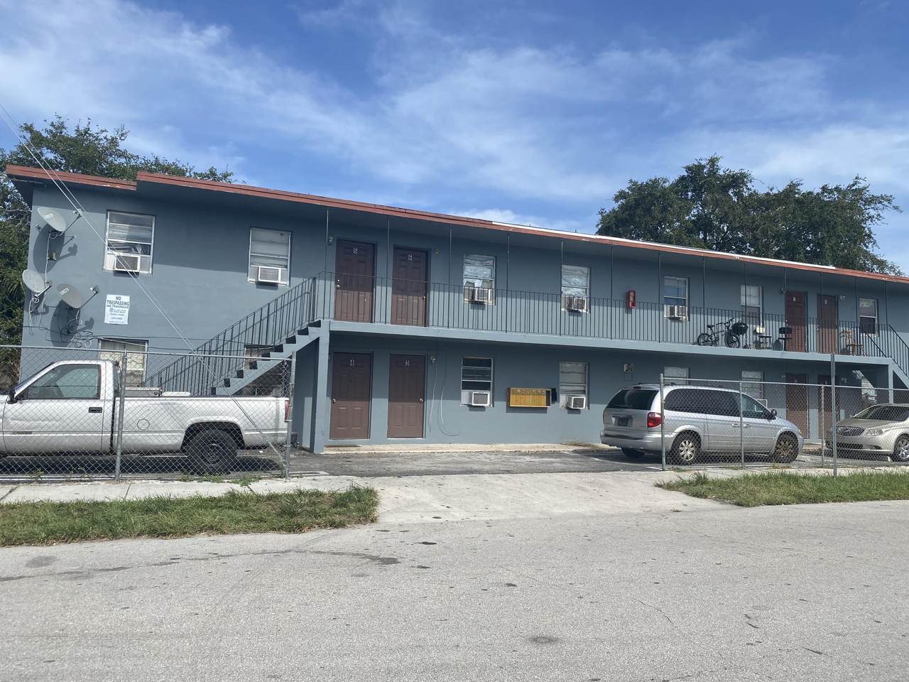 1025 Palm Beach Lakes Boulevard - Photo 1