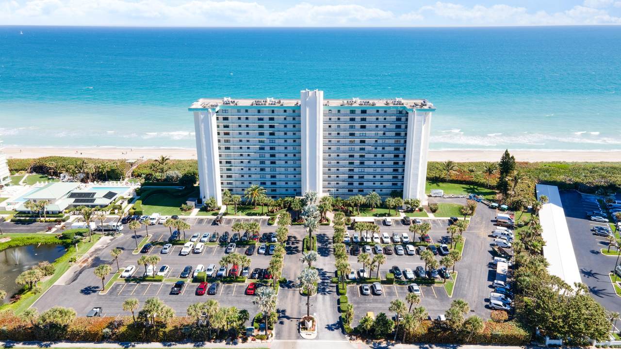 9940 Ocean Drive - Photo 1