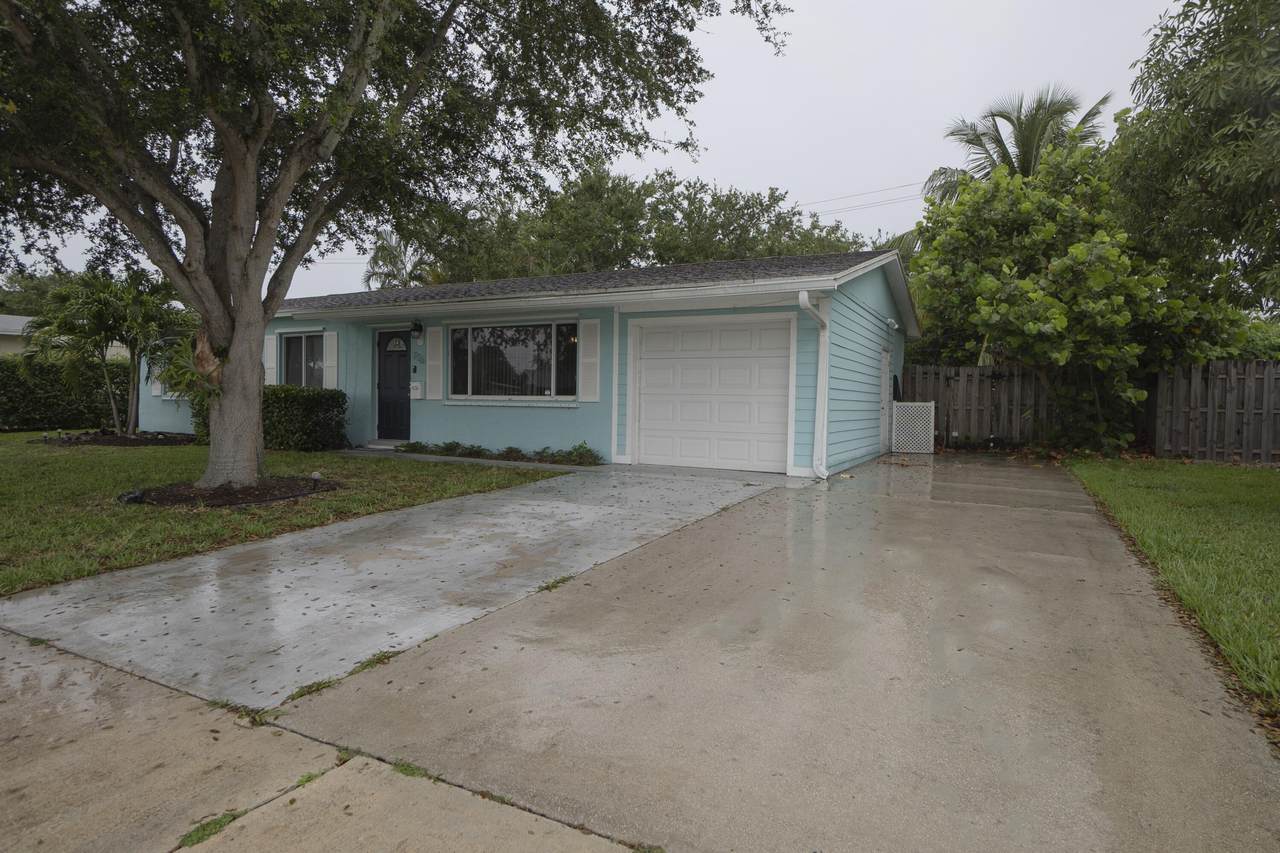 716 Juniper Drive - Photo 1