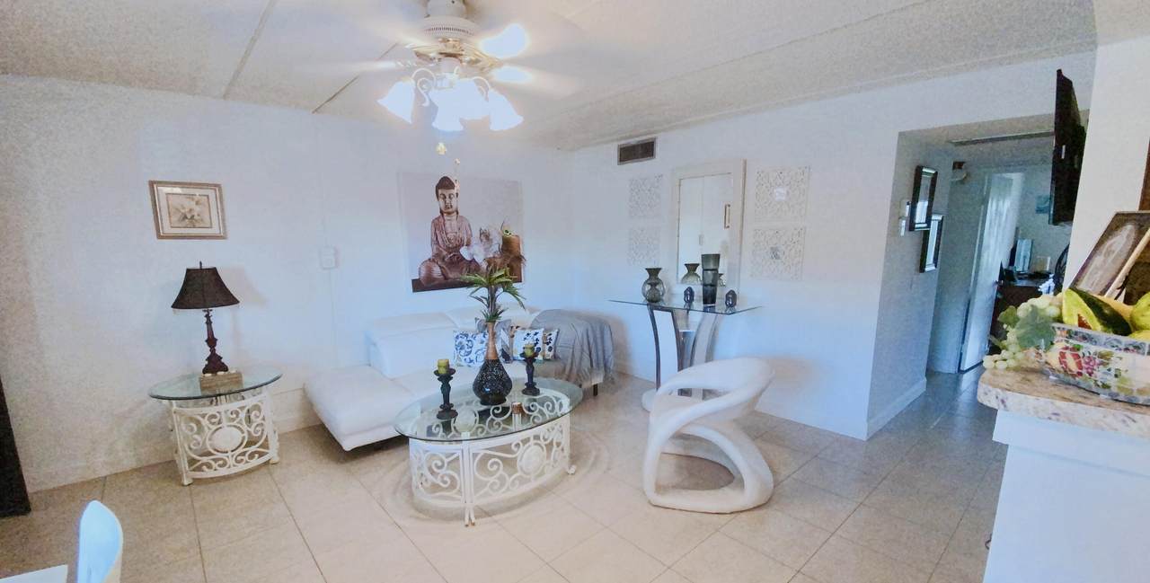 3300 Springdale Blvd - Photo 1