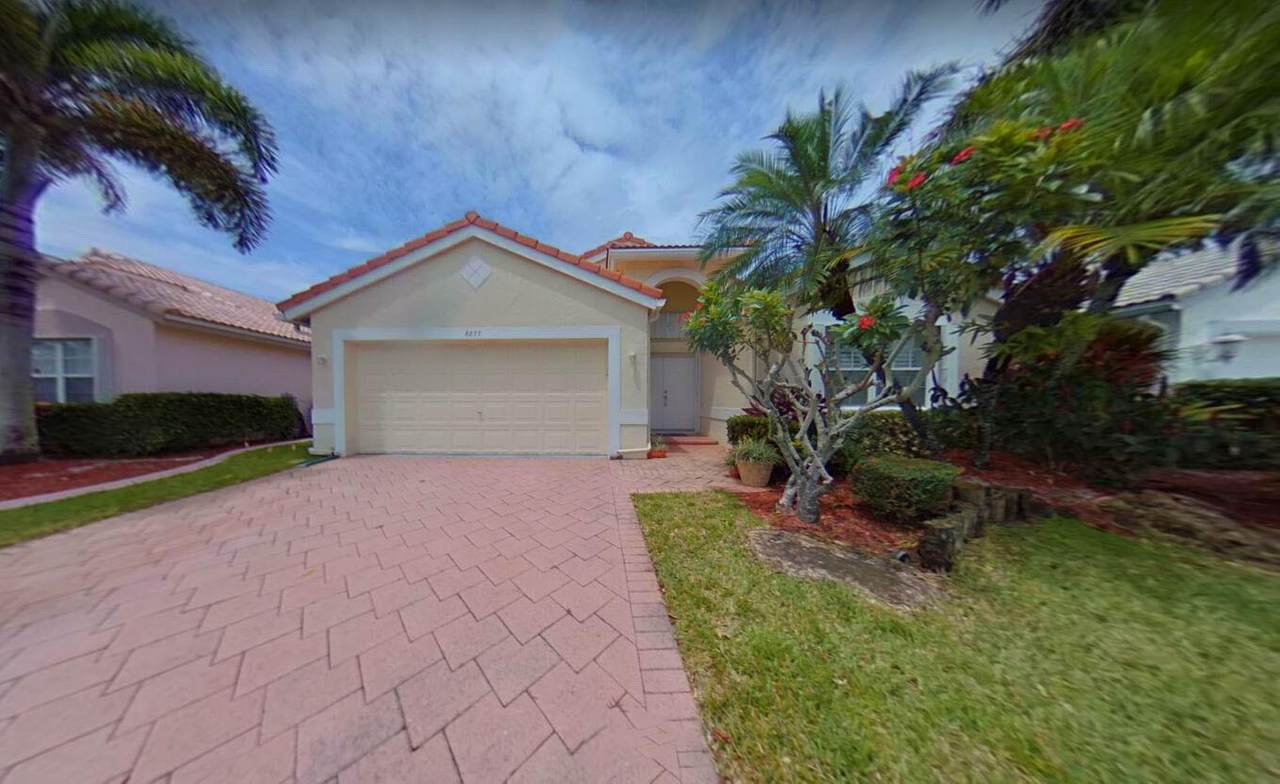 8877 Harrods Drive - Photo 1