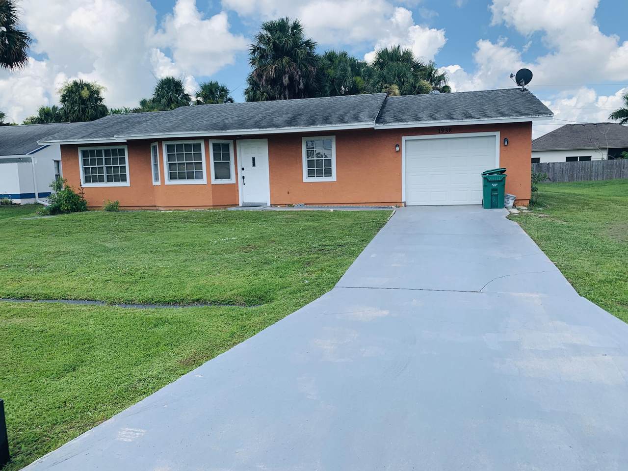 1938 Gold Lane - Photo 1