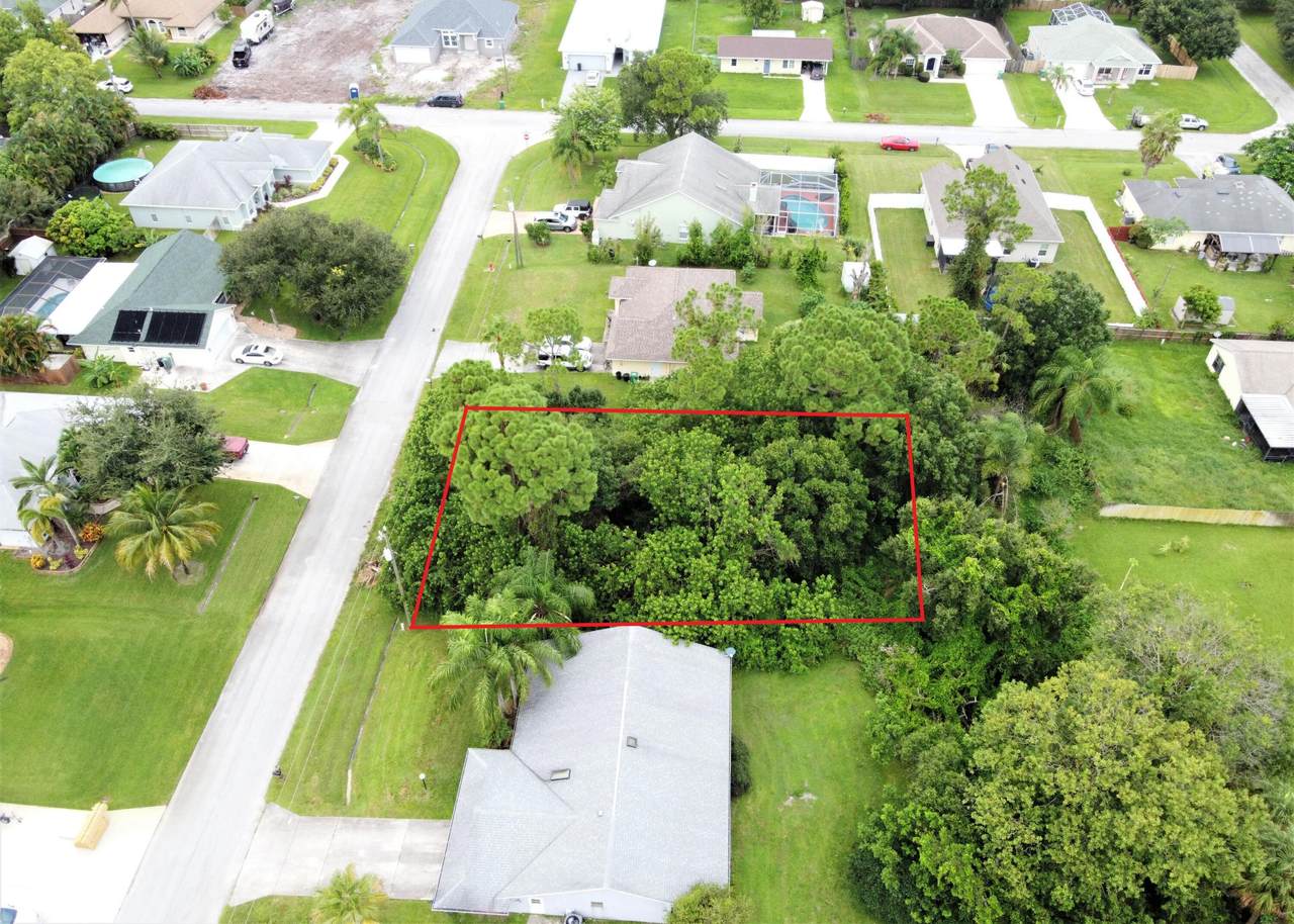 1920 Logwood Road - Photo 1
