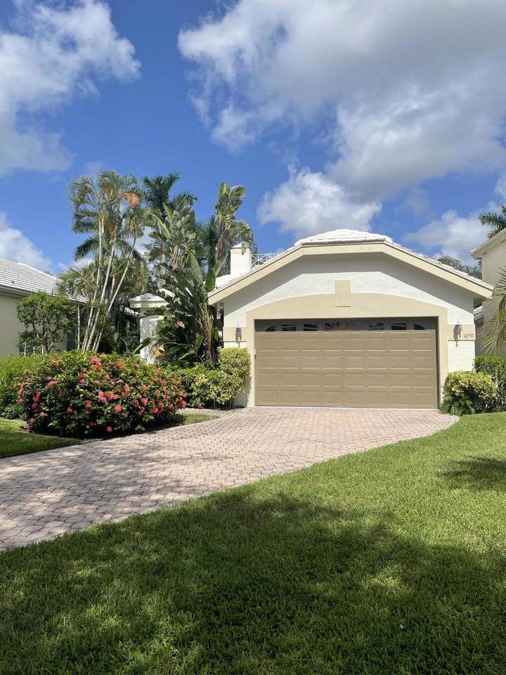 4250 58 Lane - Photo 1