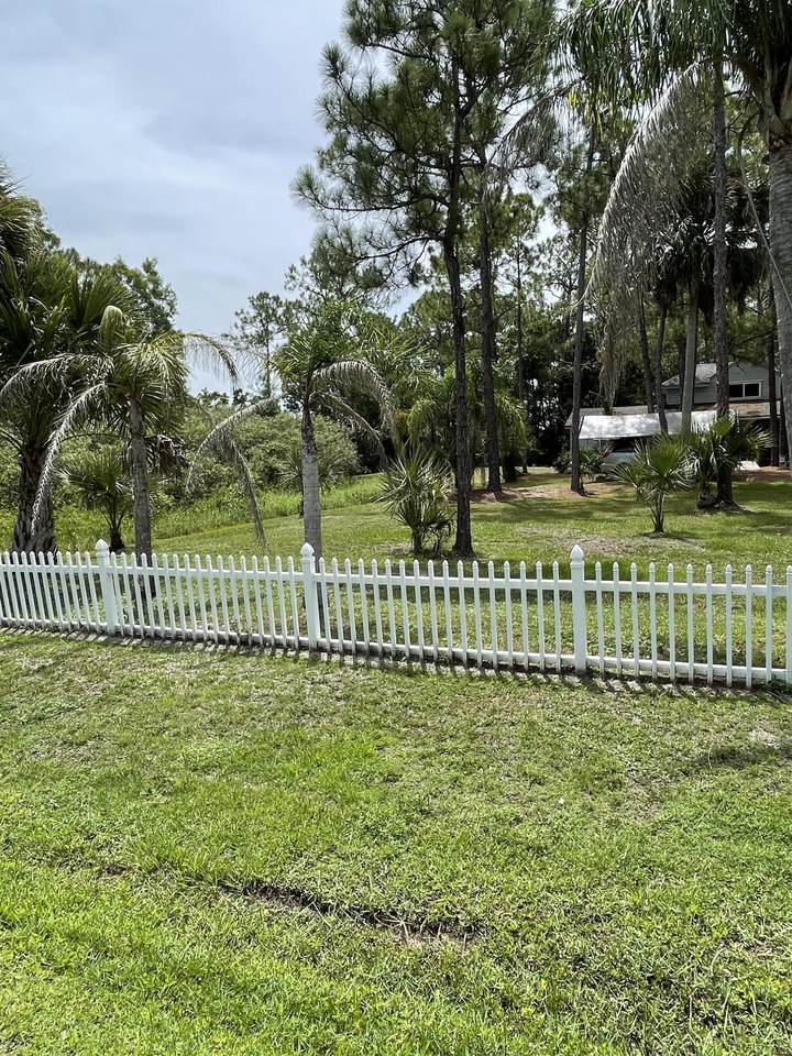 10874 154th Road - Photo 1
