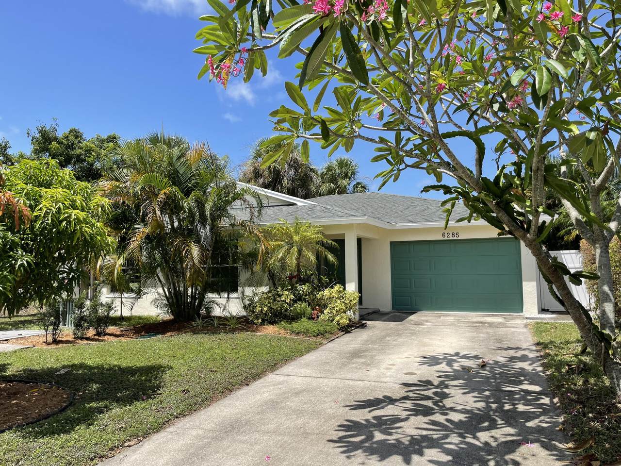 6285 Pompano Street - Photo 1