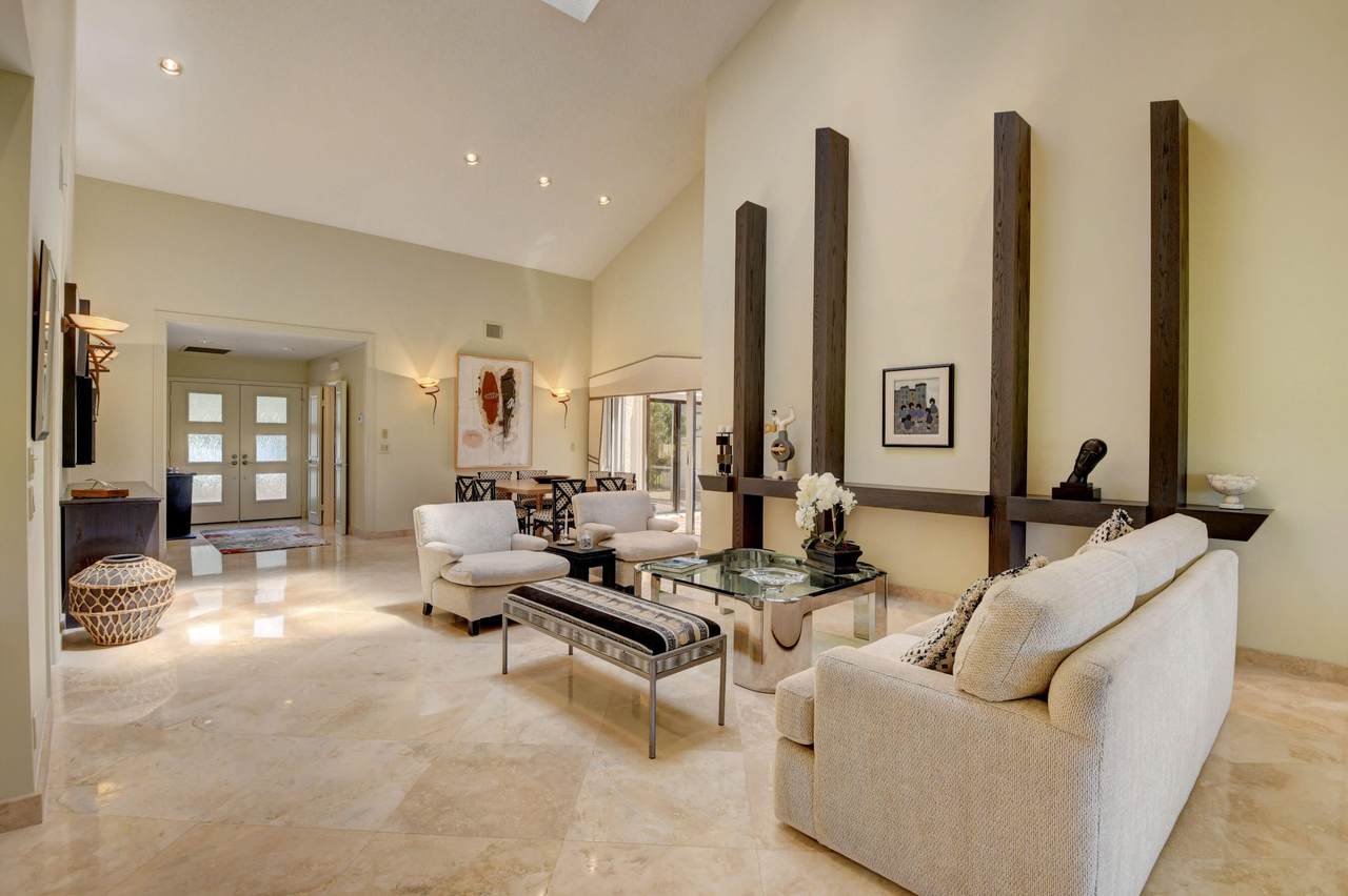68 Essex Drive - Photo 1