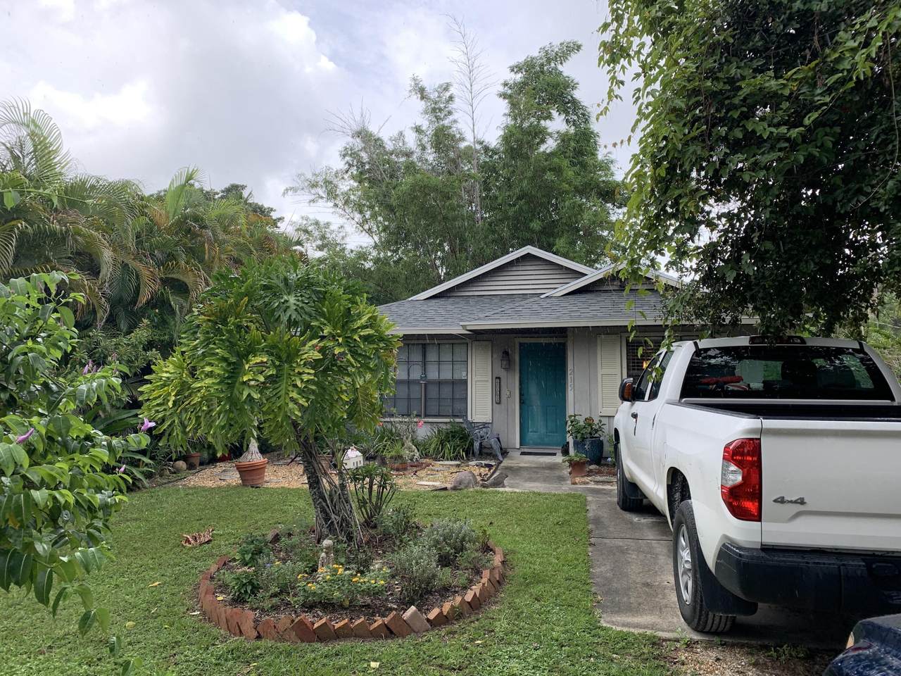 215 36th Avenue - Photo 1