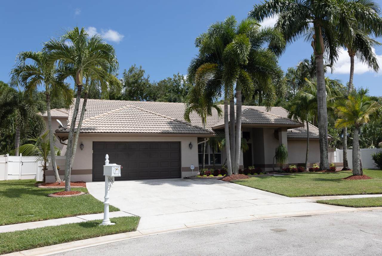 6484 Wetland Drive - Photo 1