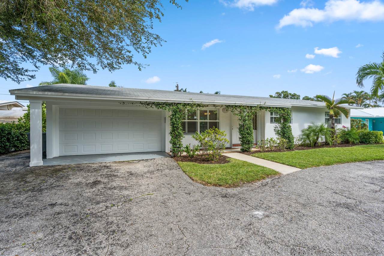 19296 Country Club Drive - Photo 1