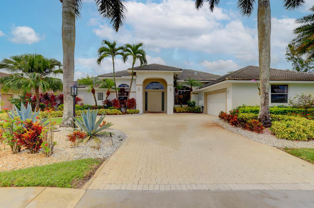 10526 Stonebridge Boulevard - Photo 1
