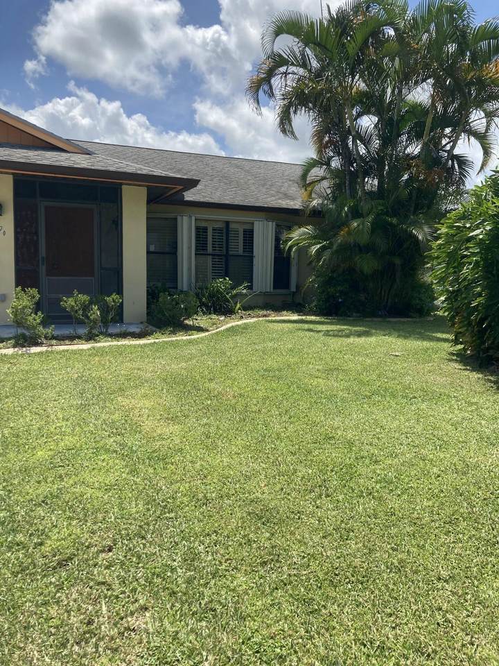 870 Abbot Avenue - Photo 1