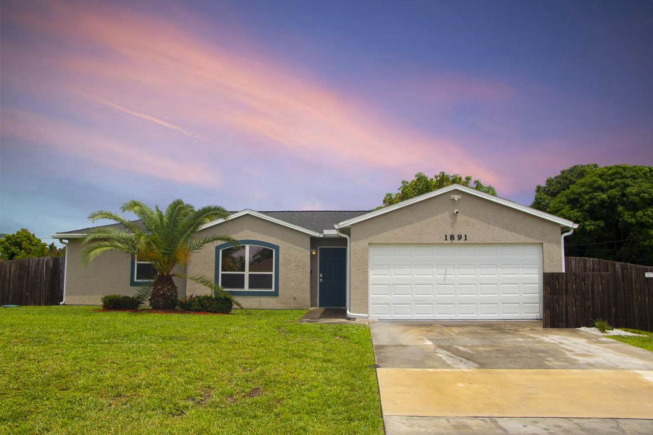 1891 Cameo Boulevard - Photo 1