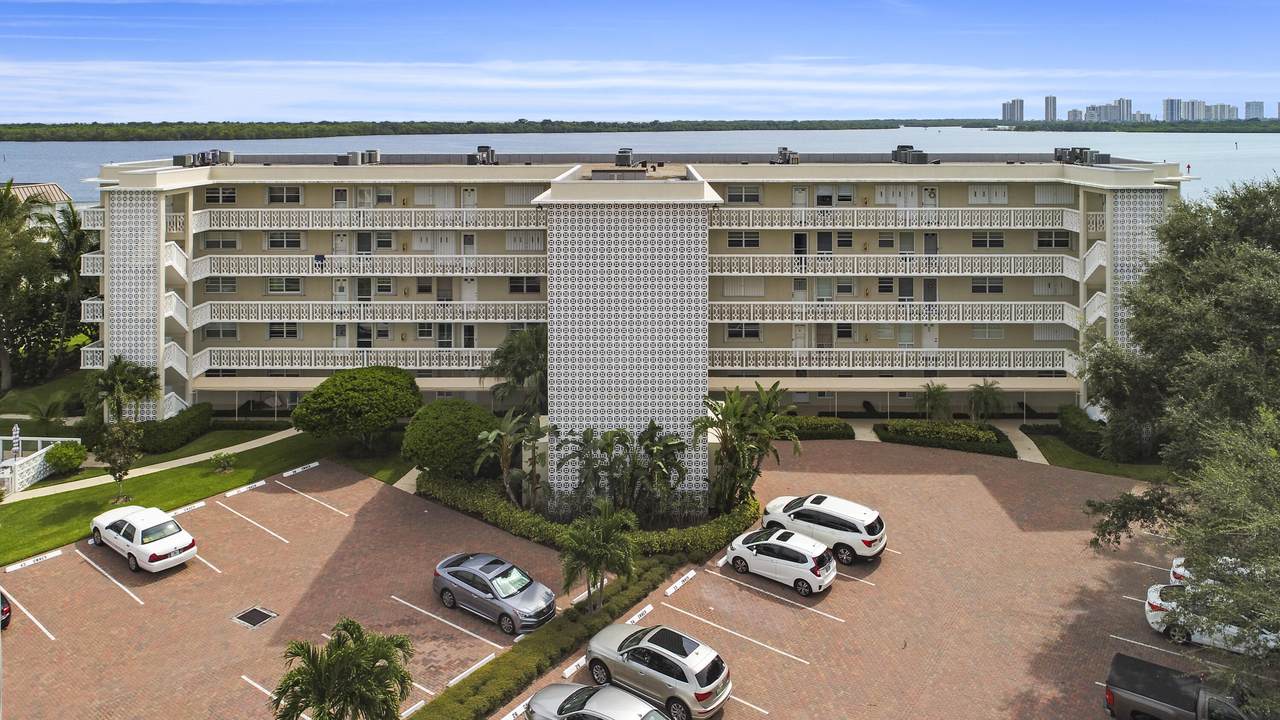 60 Yacht Club Drive - Photo 1