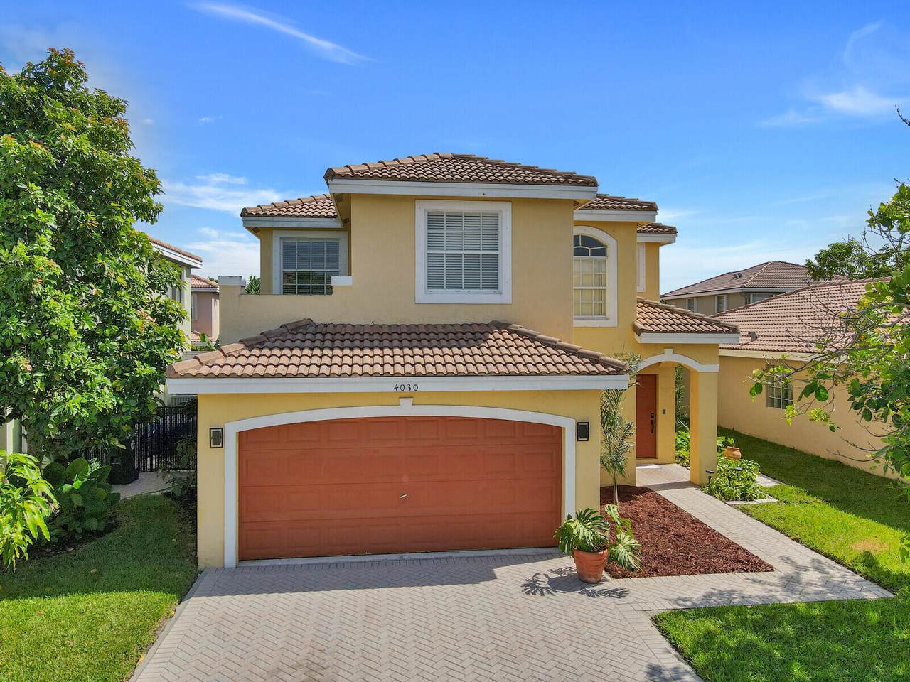 4030 Crescent Creek Court - Photo 1