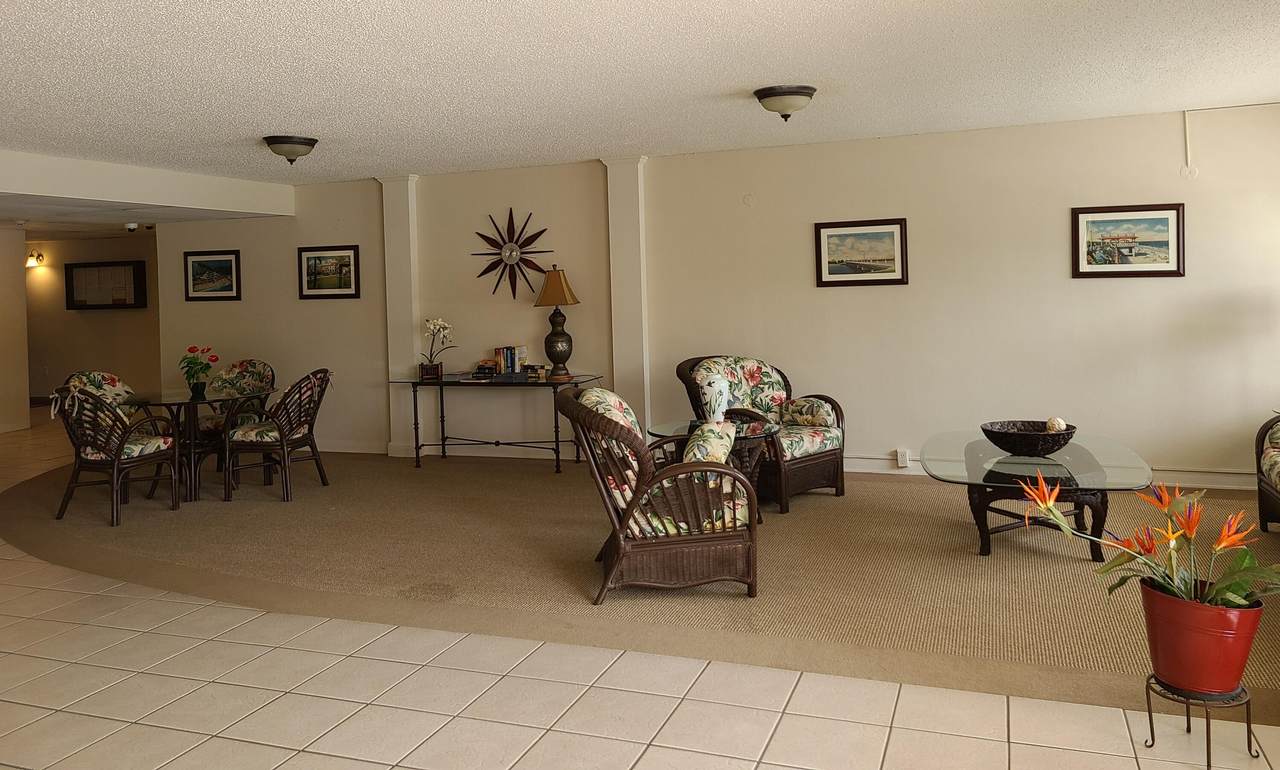 1516 Lakeside Drive - Photo 1