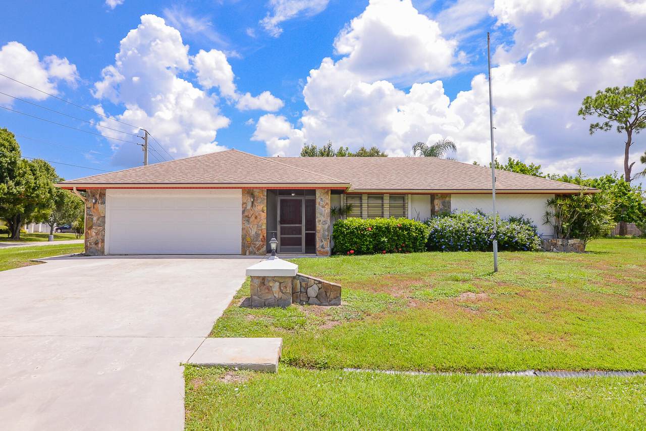 805 Preston Lane - Photo 1