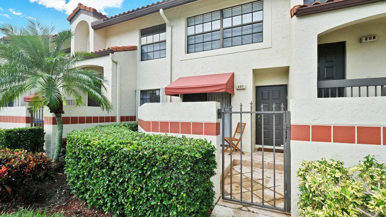 207 Republic Court - Photo 1