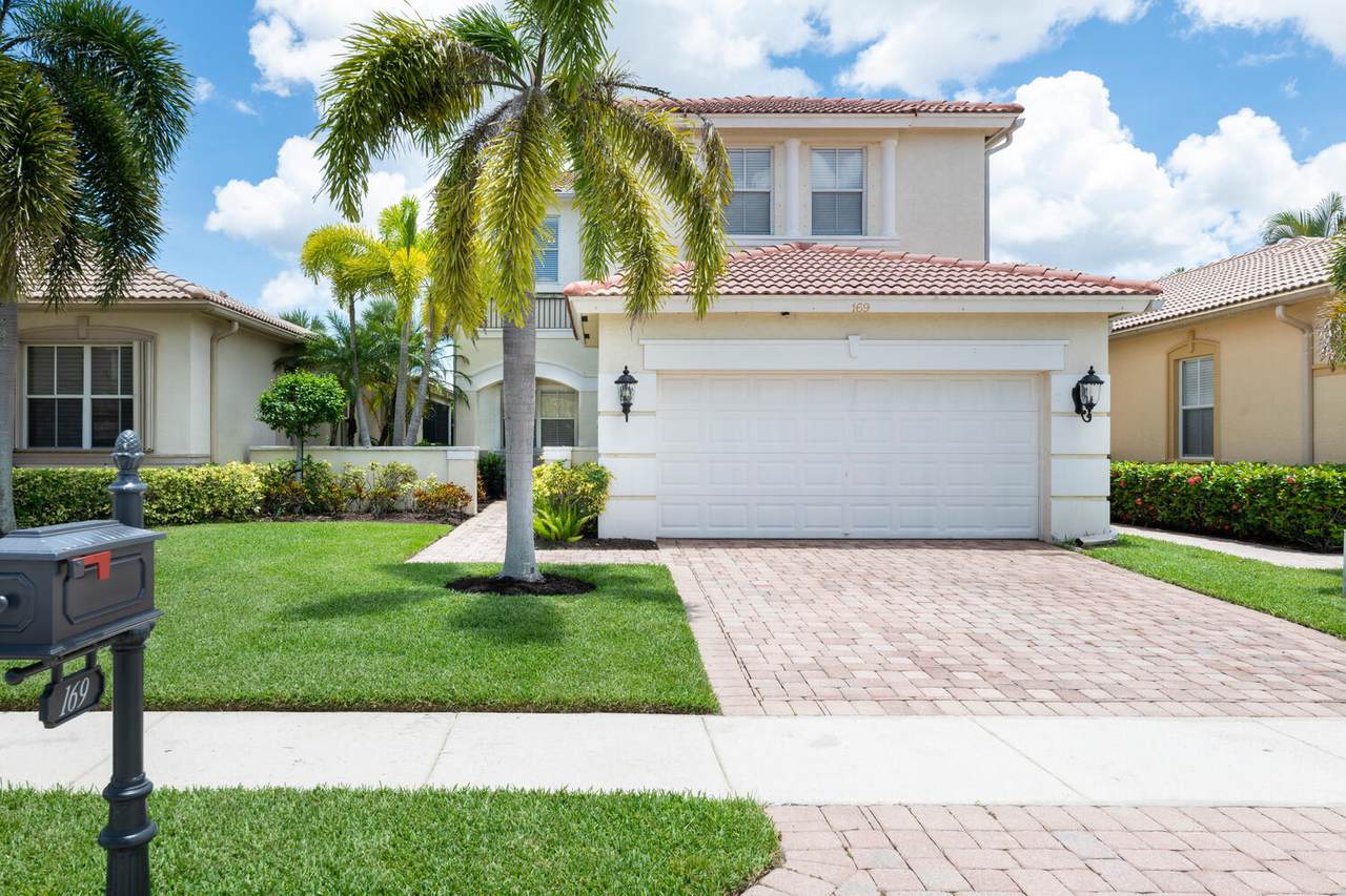 169 Isle Verde Way - Photo 1