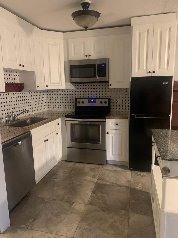 120 Berkshire F - Photo 1
