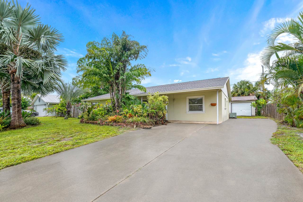 19963 Gardenia Drive - Photo 1
