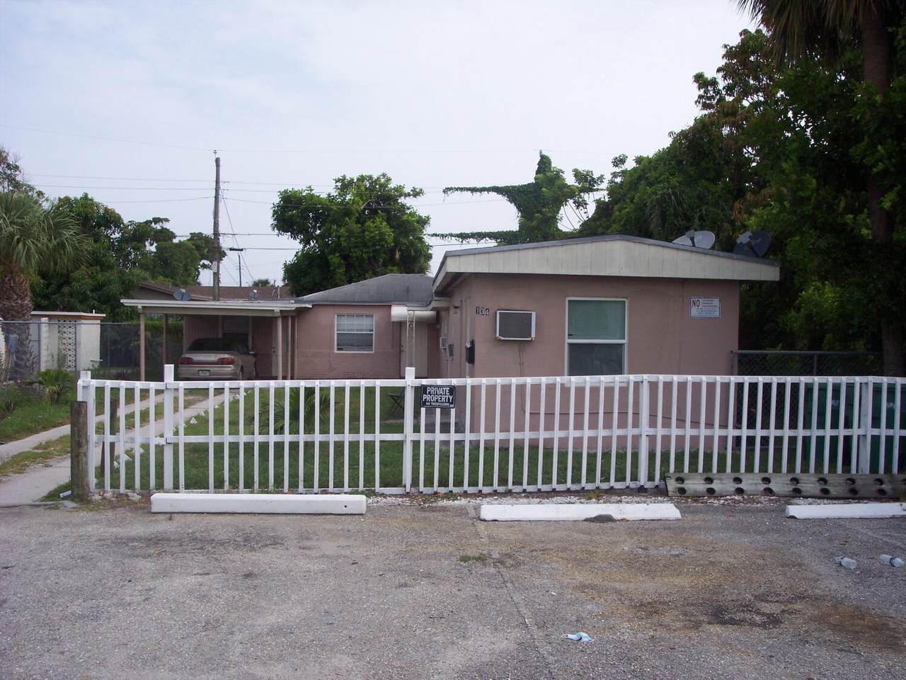 134 24th Street - Photo 1