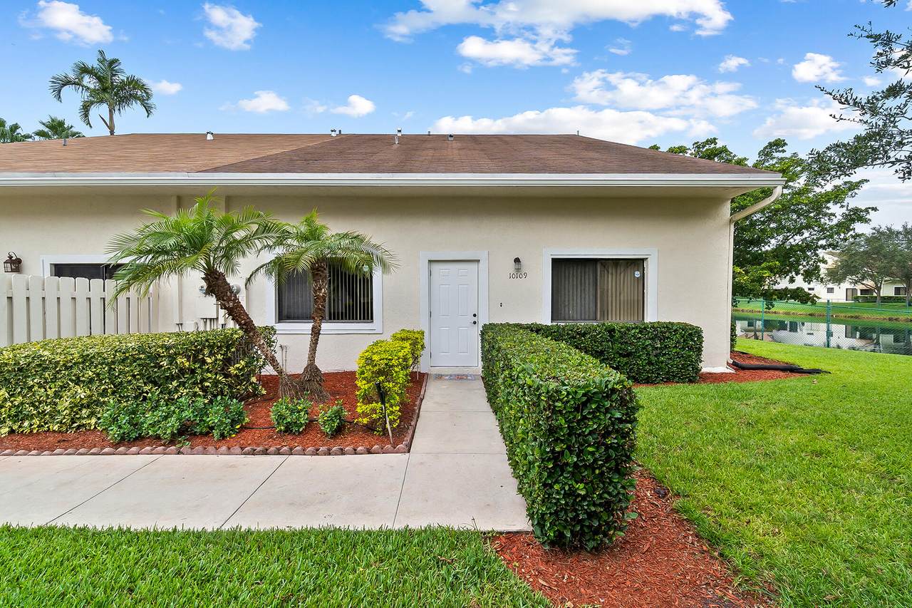 10109 33rd Street - Photo 1