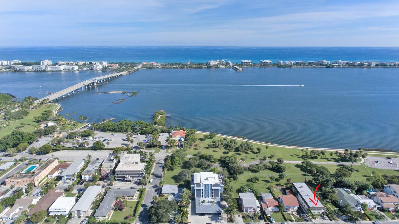 230 Lakeside Drive - Photo 1
