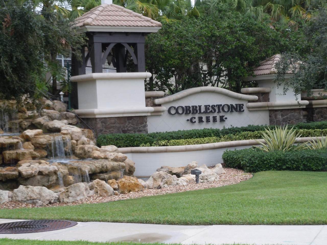 8824 Cobblestone Point Circle - Photo 1