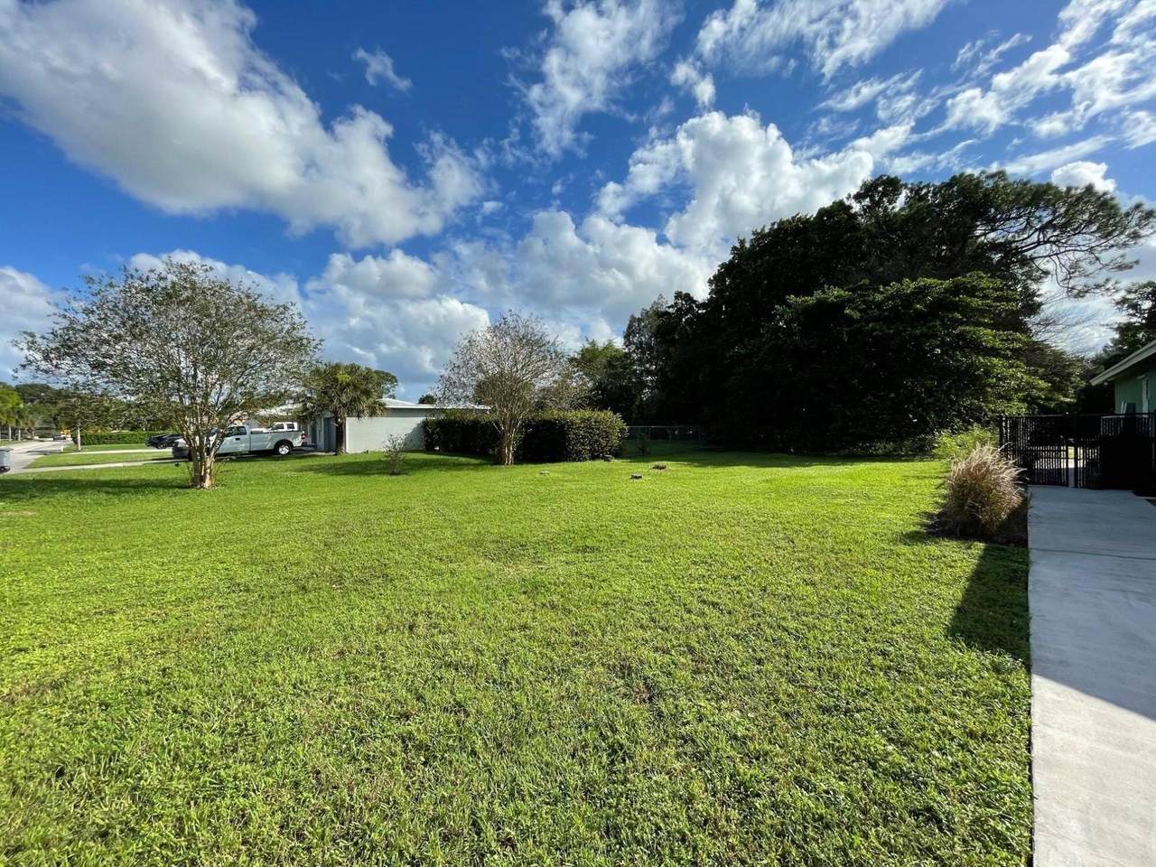 5122 Lake Boulevard - Photo 1
