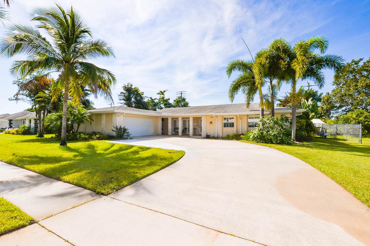 1530 Sunshine Avenue - Photo 1