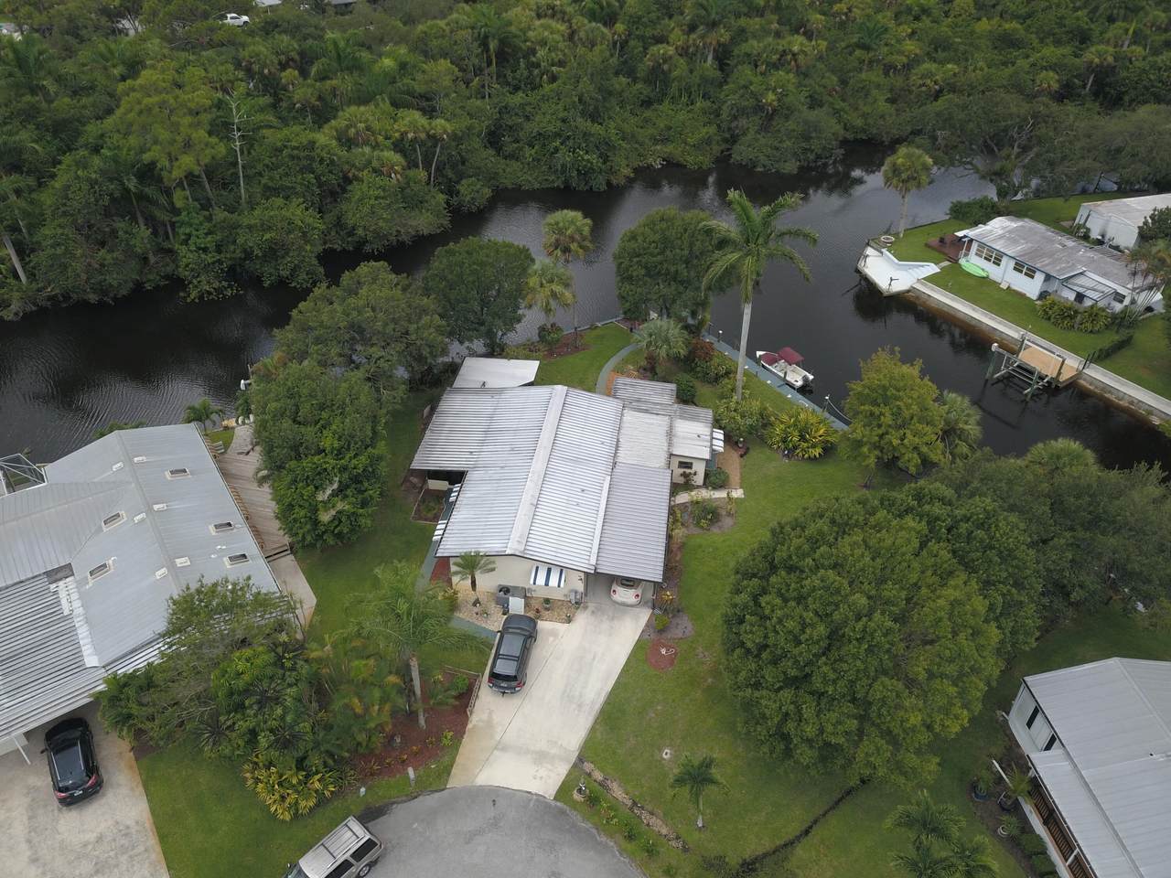 102 Paradise Place - Photo 1