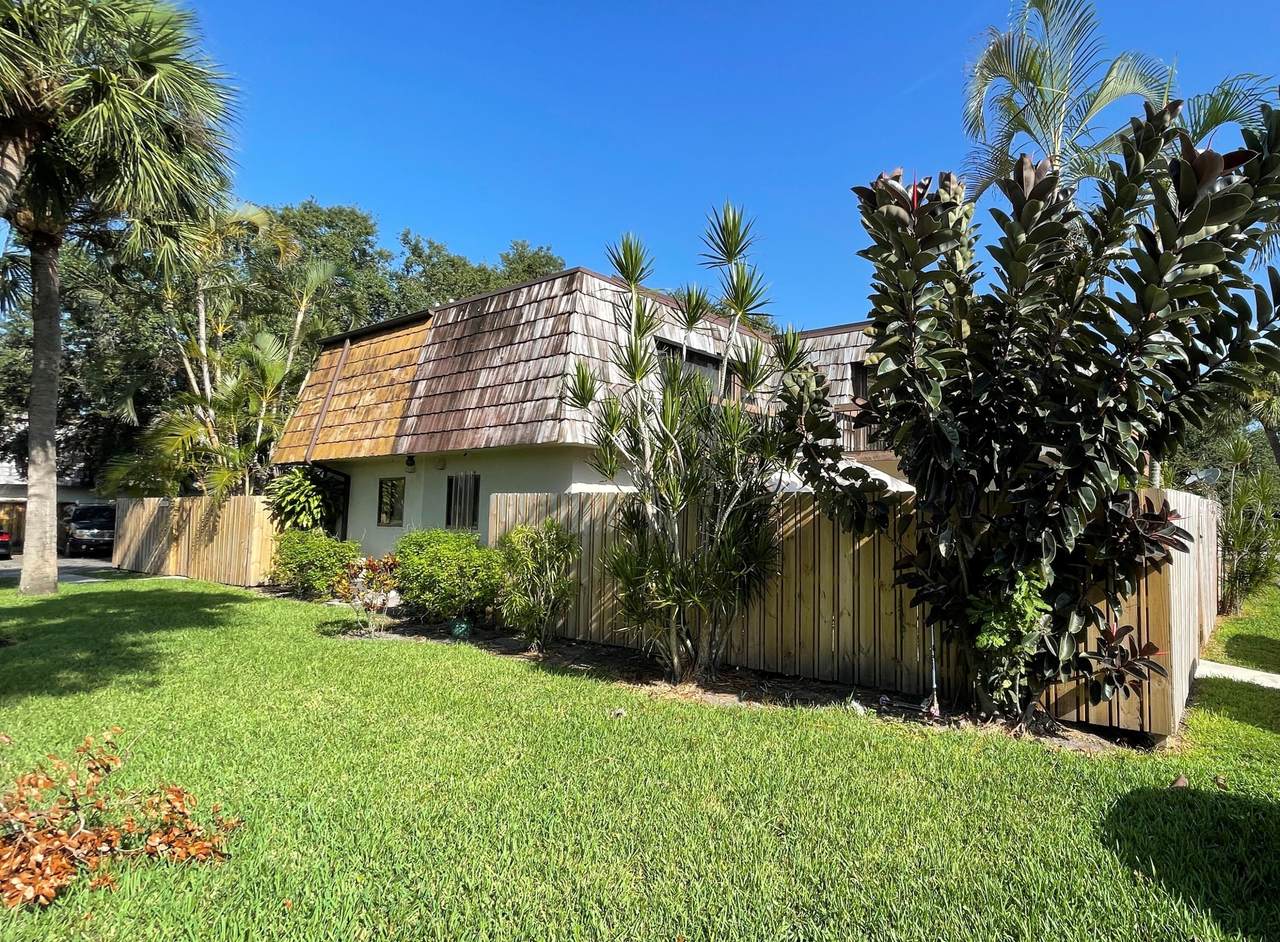 4063 Palm Bay Circle - Photo 1