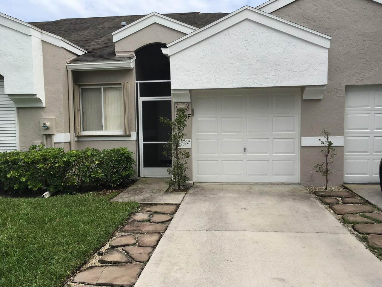 9238 Vineland Court - Photo 1