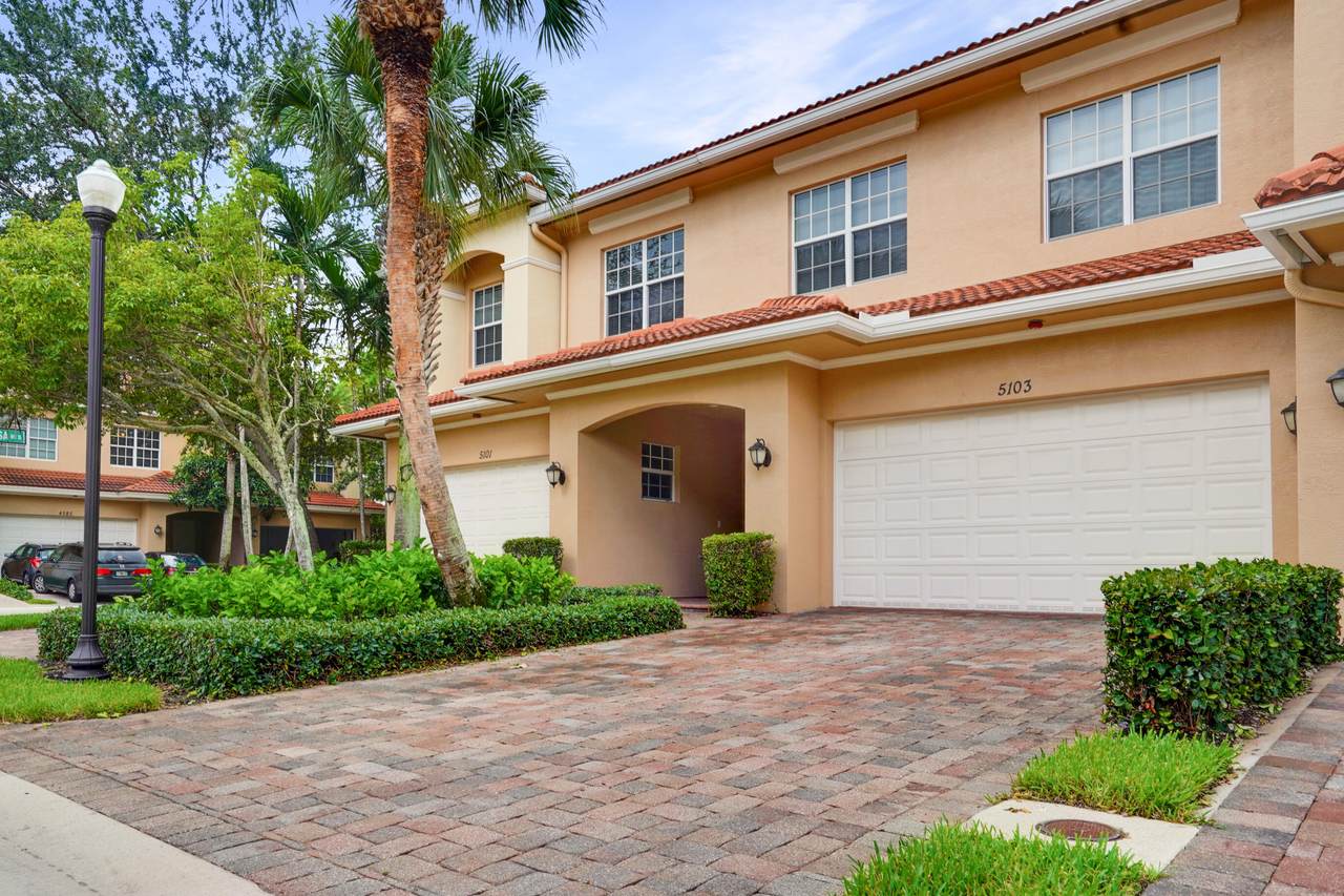 5103 Artesa Way - Photo 1