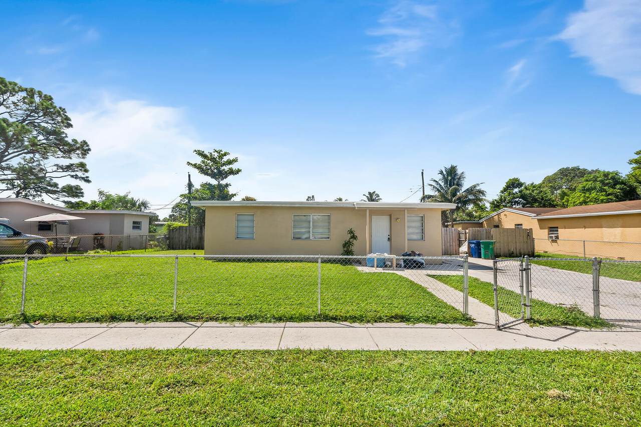 3640 4th Street - Photo 1