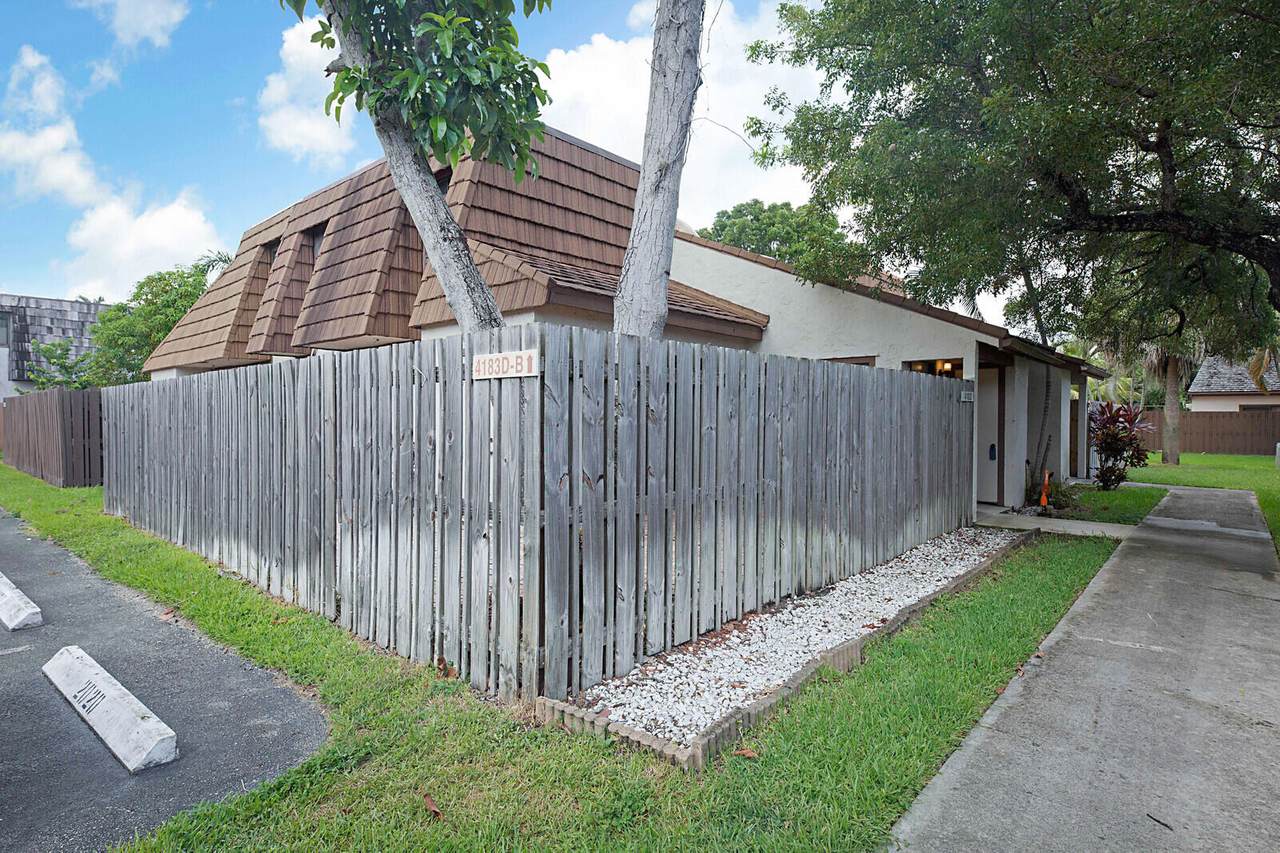 4183 Palm Bay Circle - Photo 1